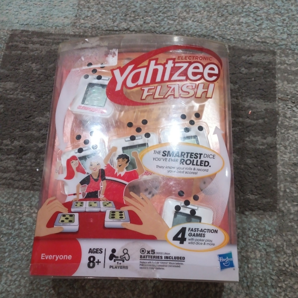 Hasbro Yahtzee Flash Game with Red and White Design